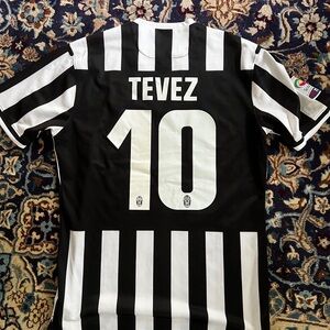 Carlos tevez juventus home jersey authentic fit XL